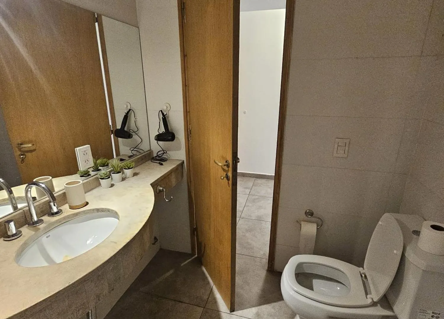 Hermoso Hospedaje En Pleno Centro De Mendoza Apartment Argentina